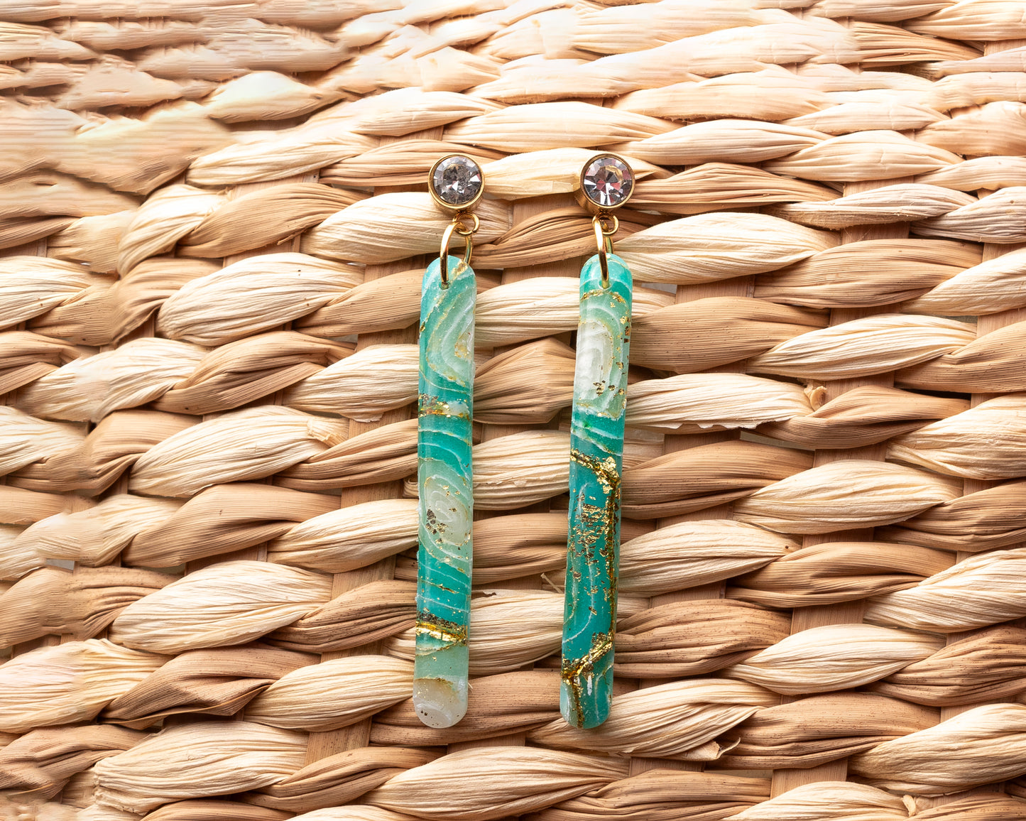 aros colgantes barra arcilla polimerica turquesa pan de oro cristal hechos a mano Santiago Chile