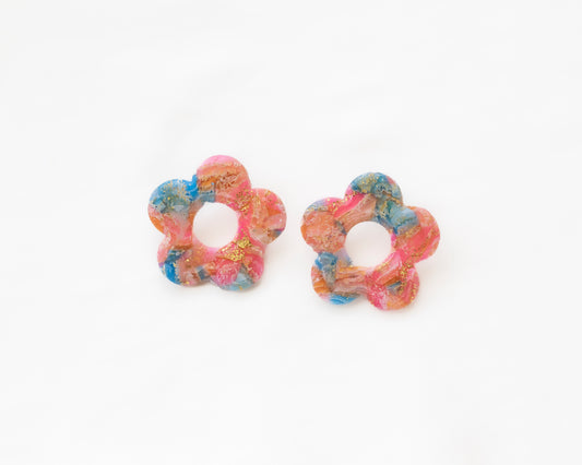 Aros Studs Jardín — Arcilla Polimérica Multicolor con Pan de Oro, Hecho a Mano
